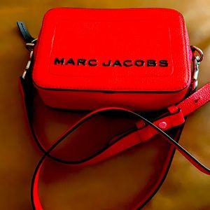 Marc Jacobs crossbody purse